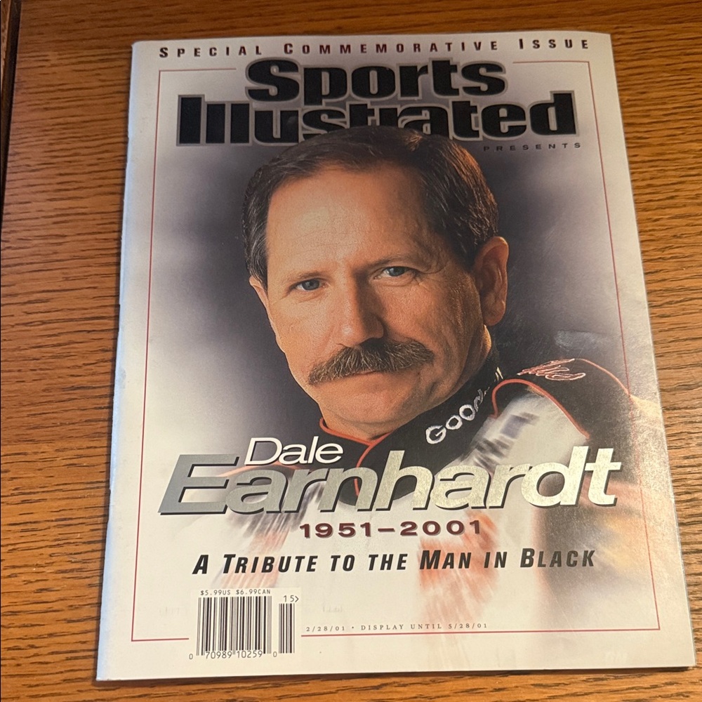 Dale Earnhardt 1951–2001 Sports Illutrated Sp. Commemorative Issue Man In Black